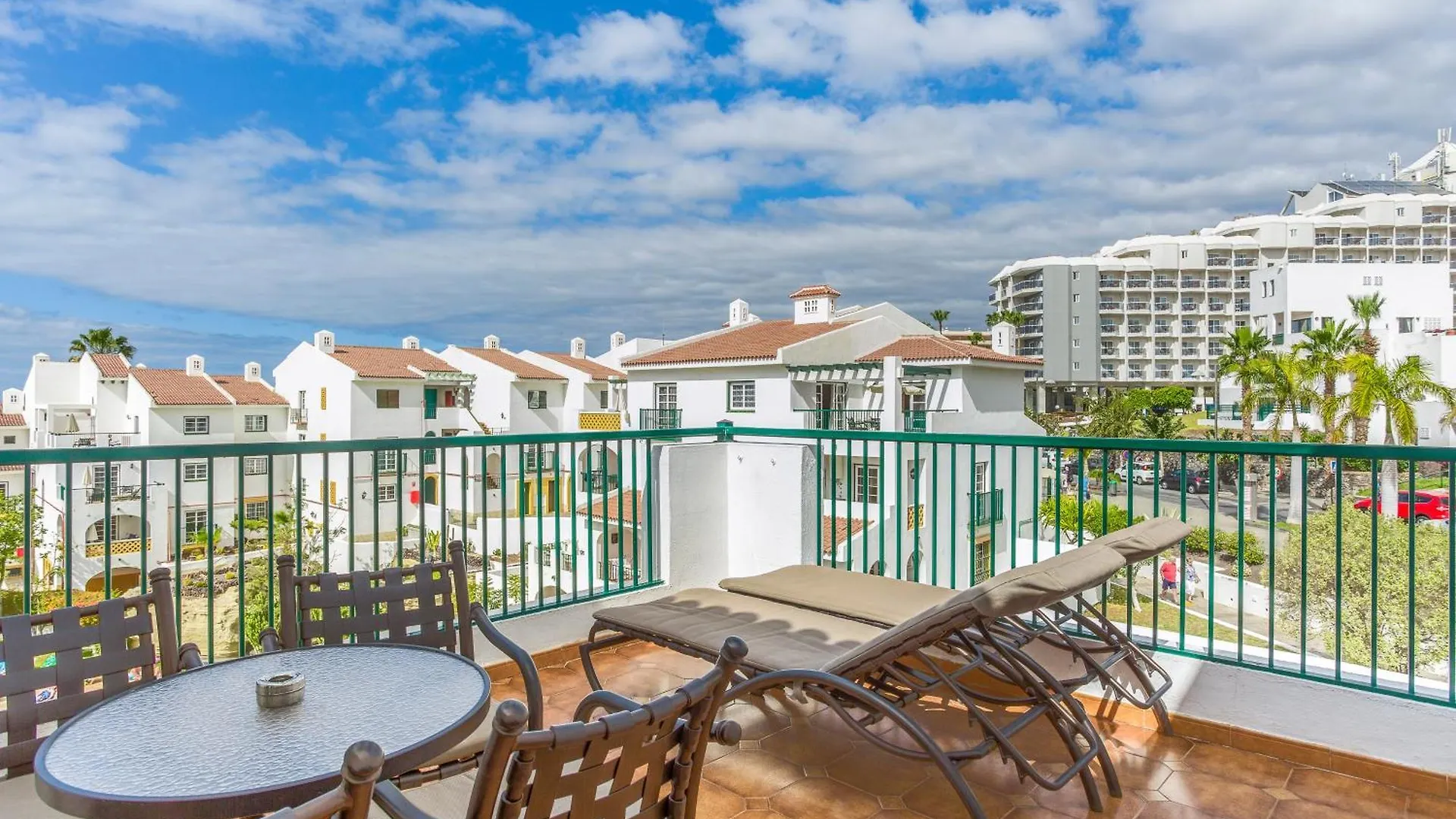 ***  Aparthotel Sunset Harbour Club Costa Adeje  Spagna